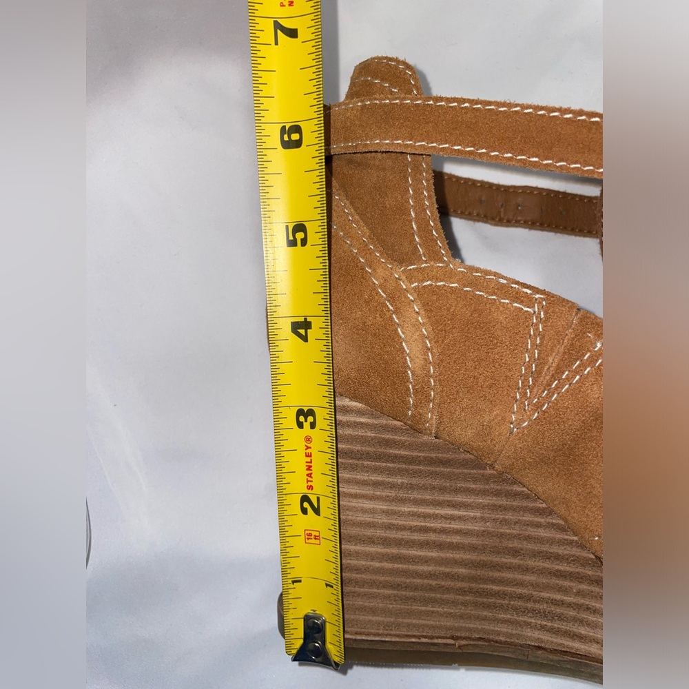 Sold NWT LUCKY BRAND LUKILI WEDGE SANDAL SIZE 9 - Picture 2 of 11